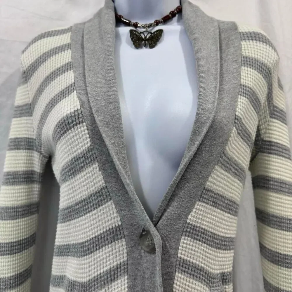 Y2K American Eagle Cream Grey Striped Cardigan Size S/P Preppy Long Sleeve